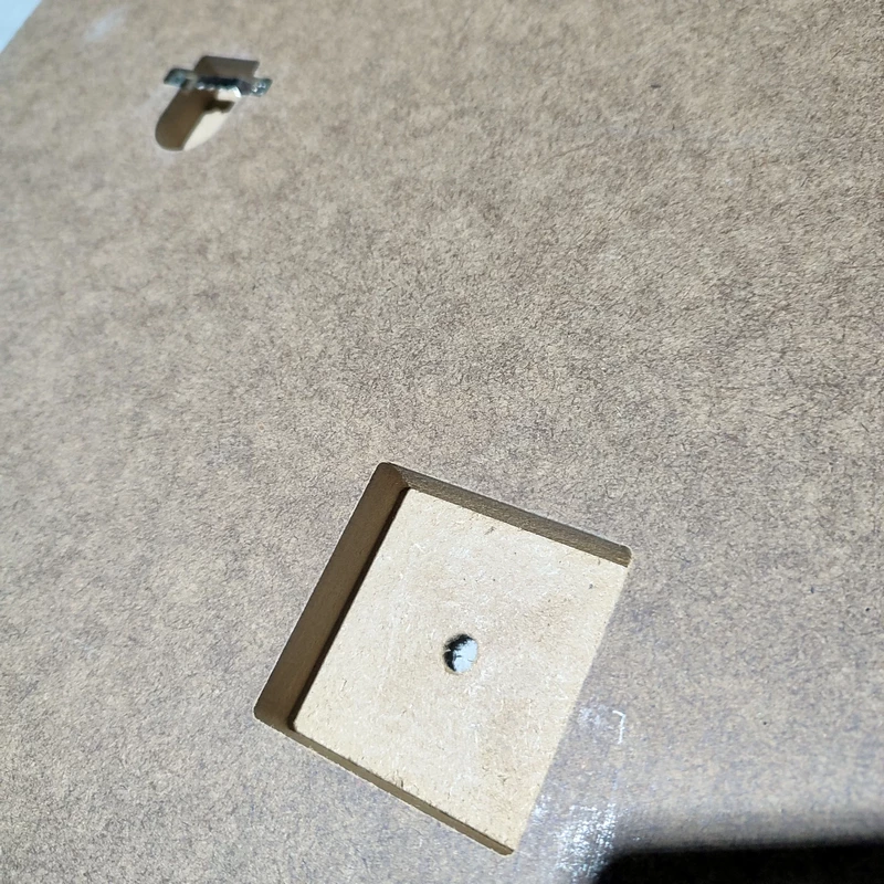 Quadratische MDF-Basis zur Herstellung einer Designer-Wanduhr