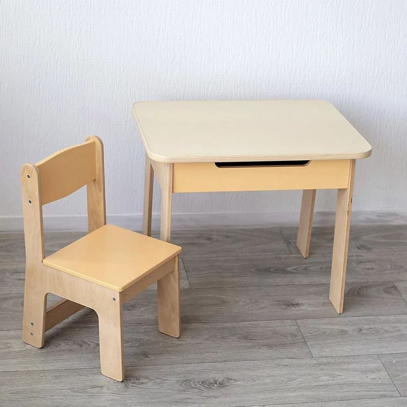 Kindertisch und Stuhl mit Stauraum für Hefte und Malbücher